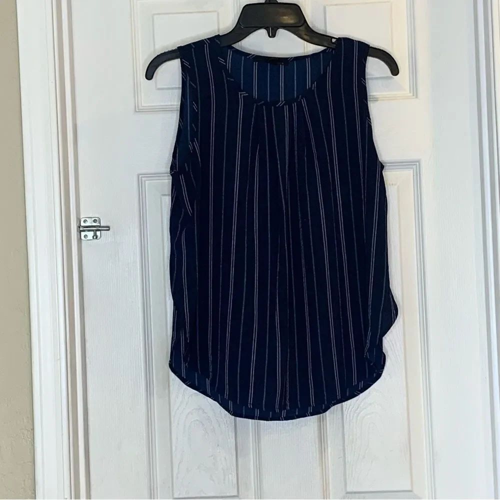 Sweet Wanderer Sleeveless Scoop Neck Top Navy Striped Size Small